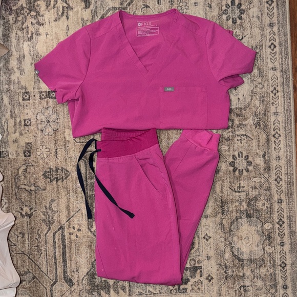 Figs Other - Figs Vibrant Pink Scrub Ensemble